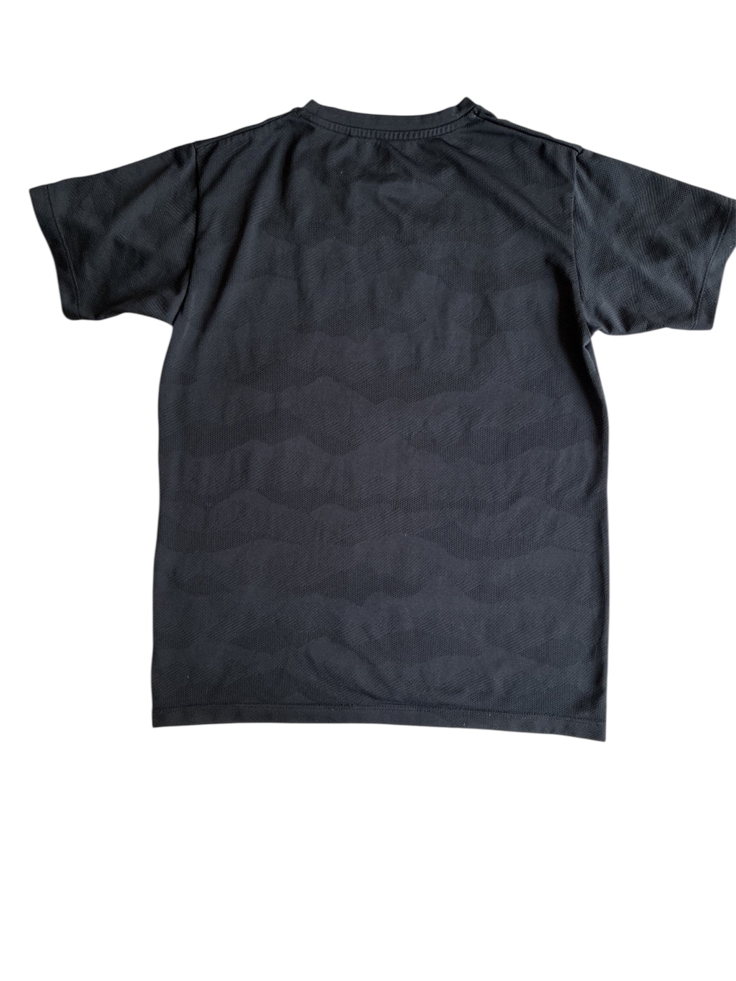 UNIQLO Dry-Ex Cool Control Black T-Shirt Size 11-12